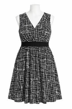Avenue Black & White Abstract Print Sleeveless Dress – Size 26/28